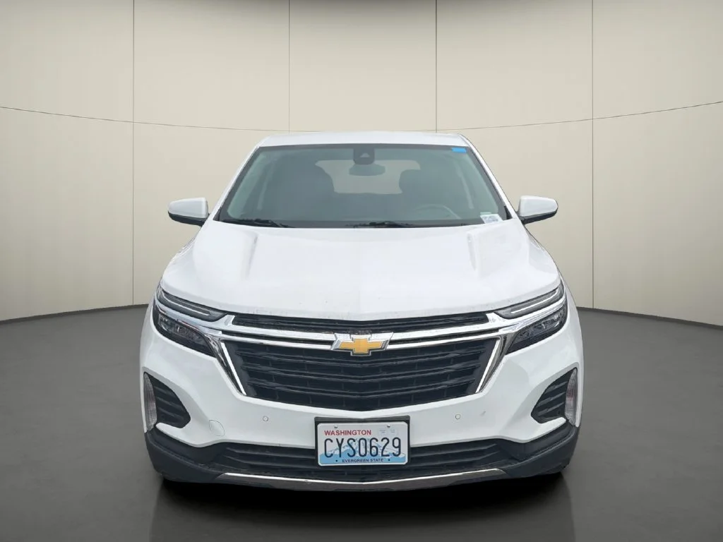 Used 2024 White Chevrolet LT image 2