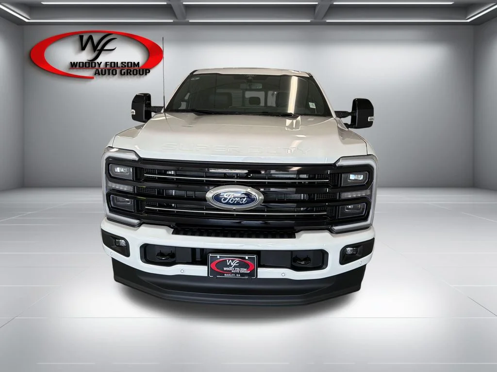 New 2026 Star White Metallic Tri-Coat Ford F-250® Platinum® image 2