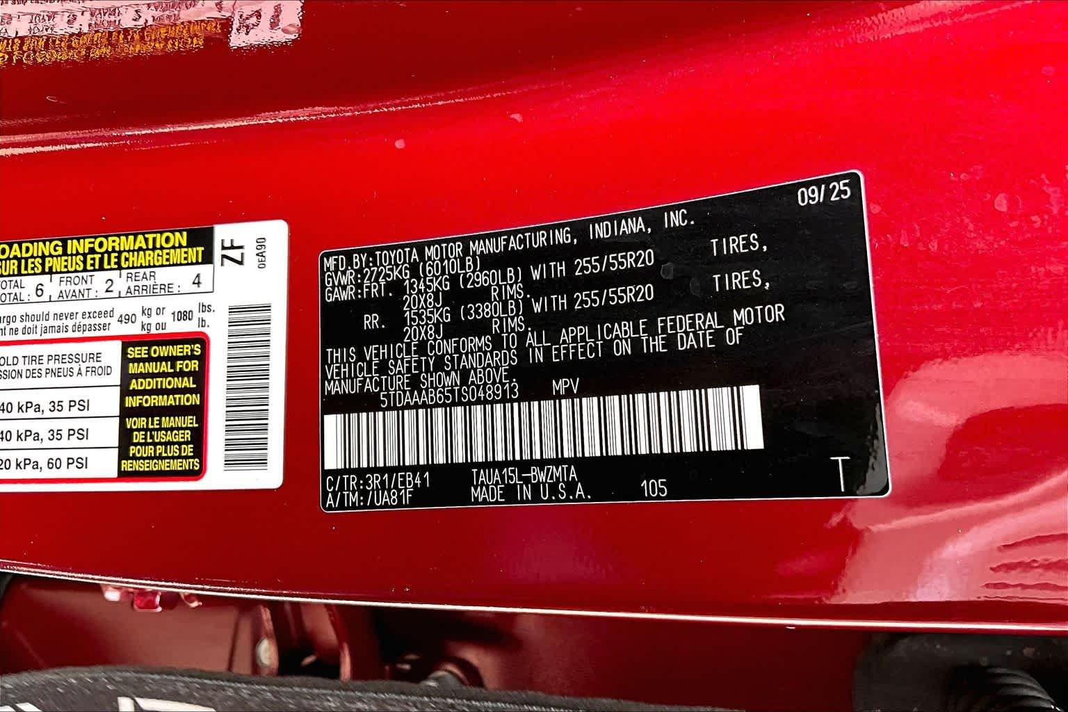Used 2026 Matador Red Mica Lexus Premium image 37