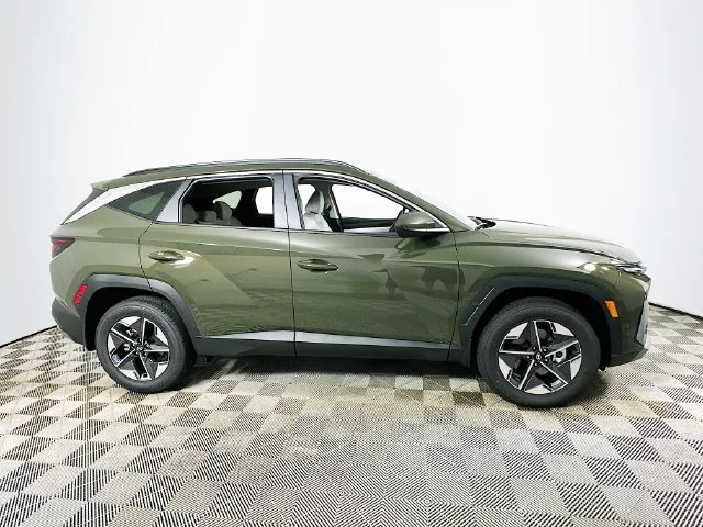 New 2026 Hyundai TUCSON SEL