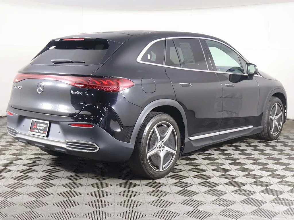 Used 2023 Black Mercedes-Benz 500 SUV image 12