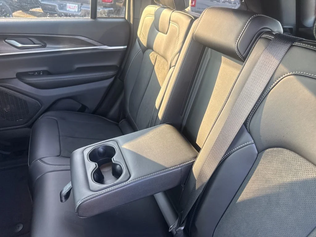 2026 Jeep Grand Cherokee Laredo - Photo 36