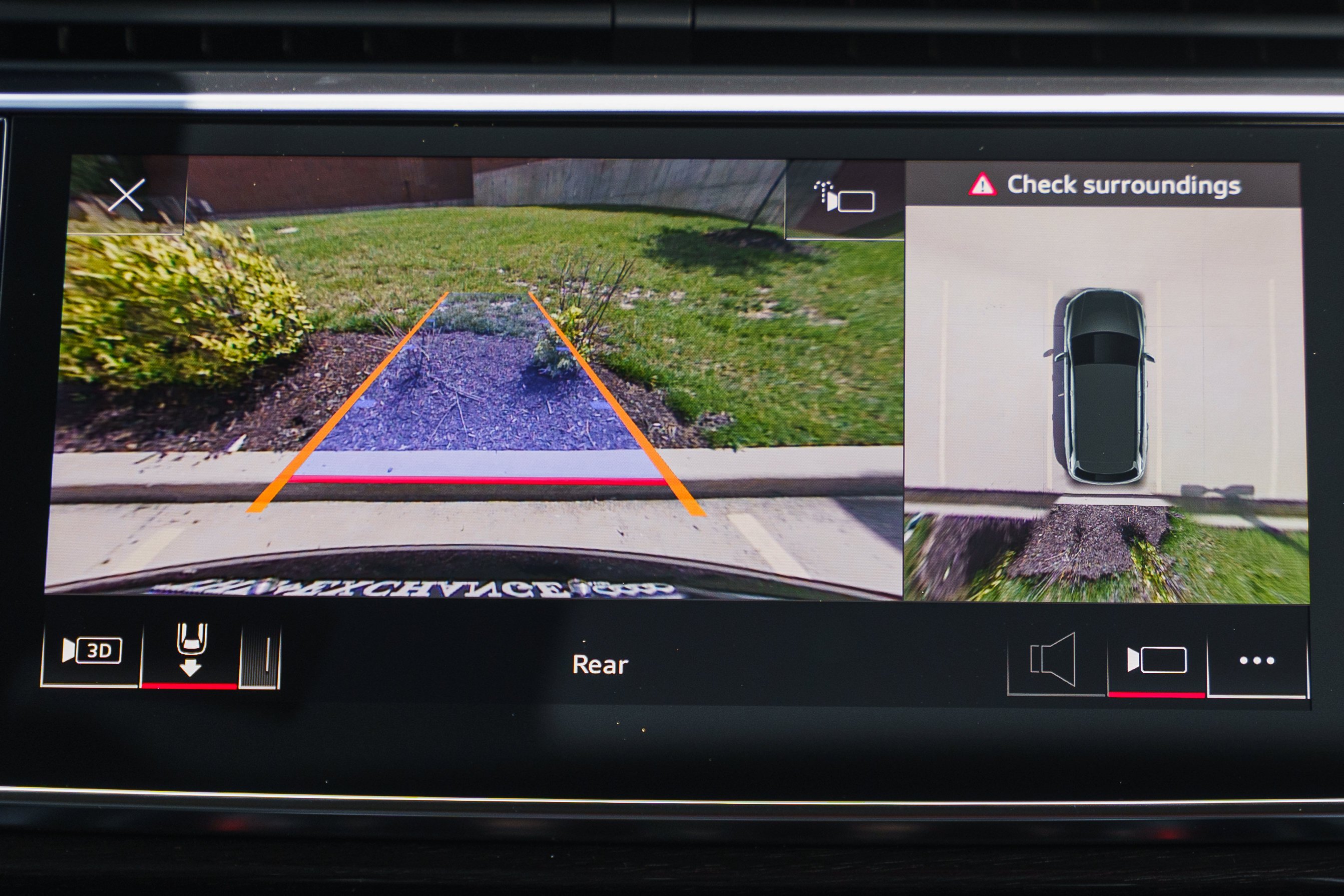 New 2026 MYTHOS BLACK Audi Premium image 16