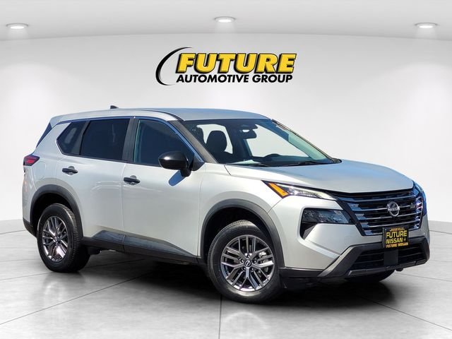 Used 2024 Silver Nissan S image 1