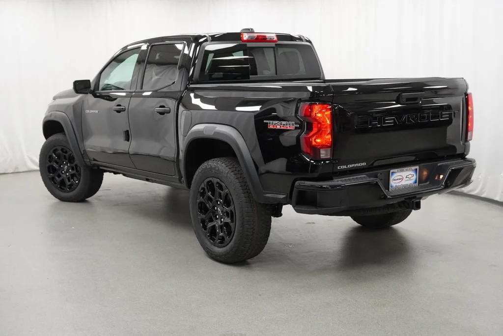 New 2026 Black Chevrolet Trail Boss image 5