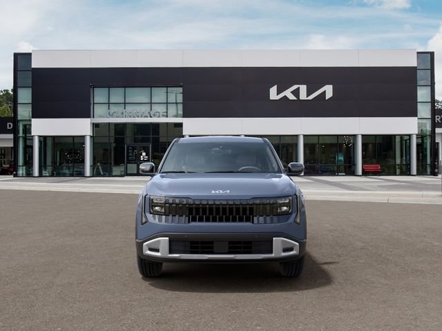 New 2027 Pale Gray Kia S image 2
