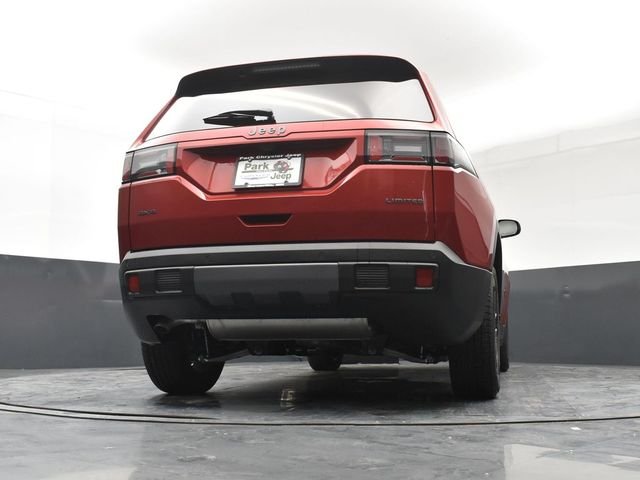 New 2026 Red Hot Pearl-Coat Exterior Paint Jeep Limited image 23