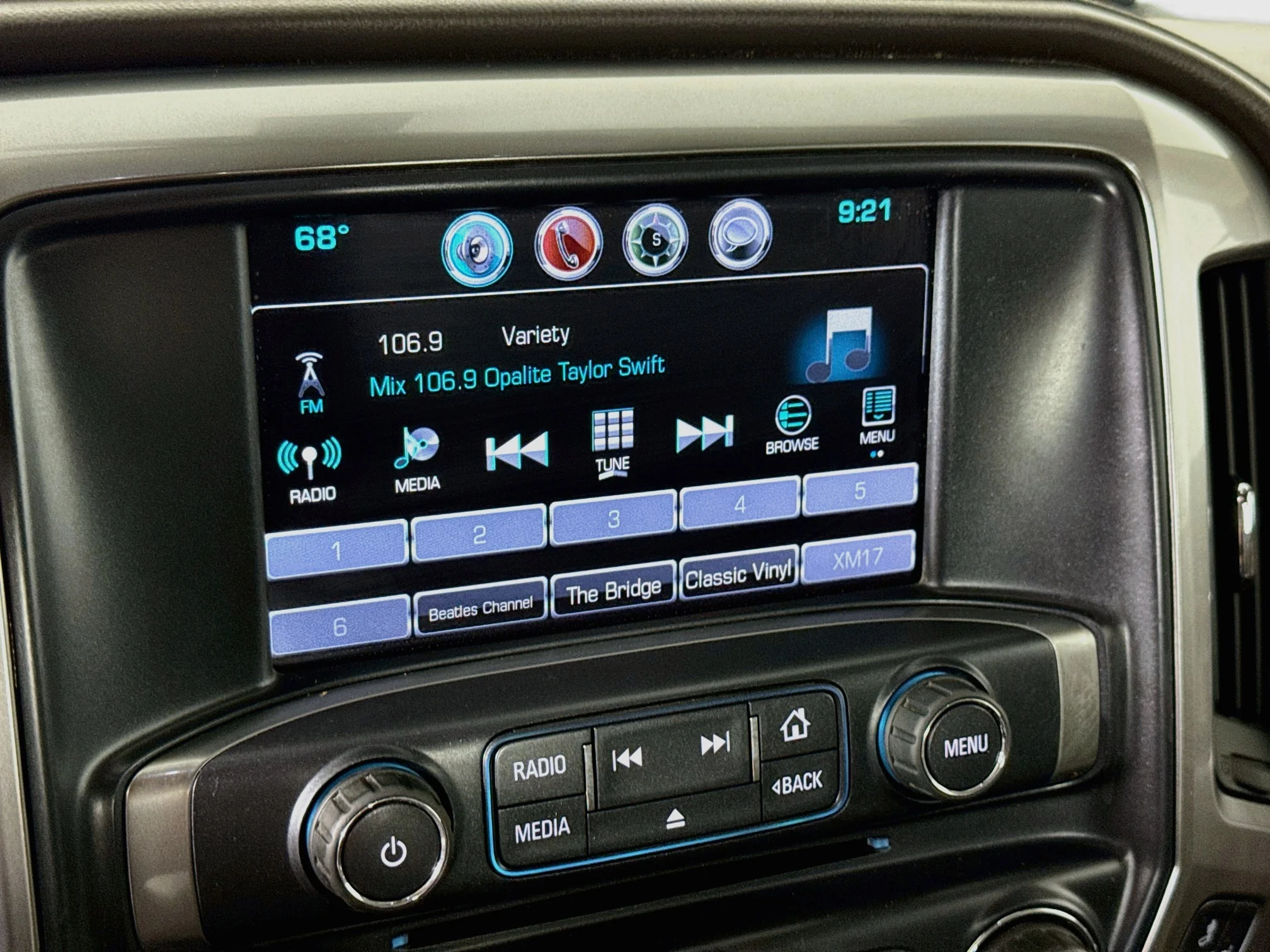 Used 2017 Summit White Chevrolet LTZ image 15