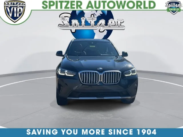 Used 2022 Black BMW xDrive30i image 3