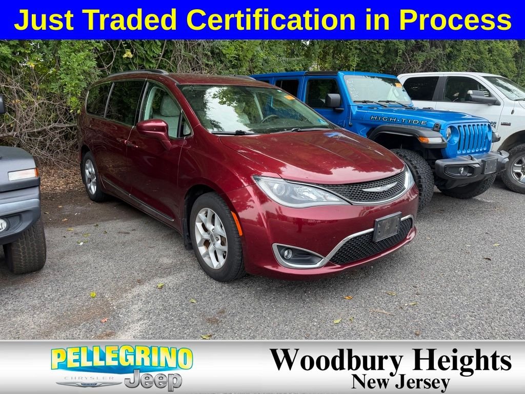 Used 2017 Red Chrysler Touring L image 1