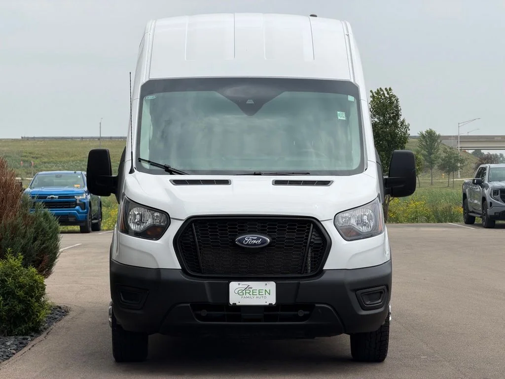 Used 2025 White Ford Base image 6