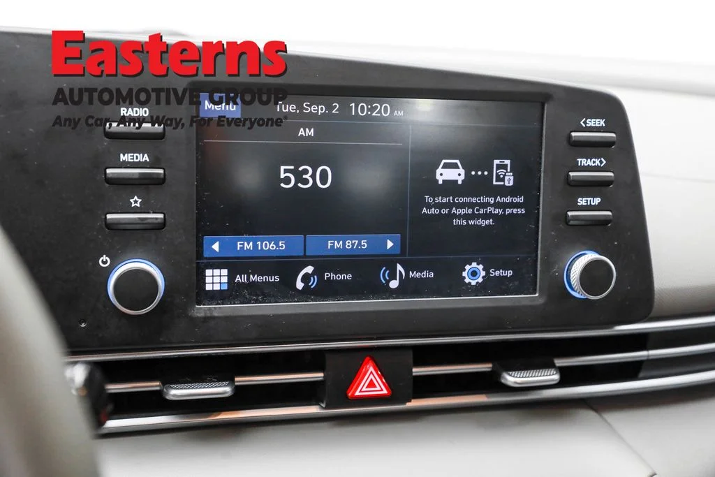 Used 2024 Blue Hyundai SE image 19