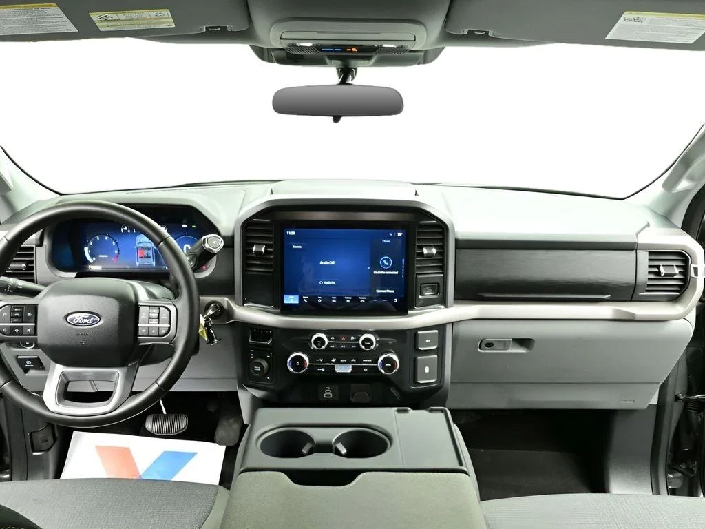 Used 2025 Carbonized Grey Metallic Ford XLT image 9