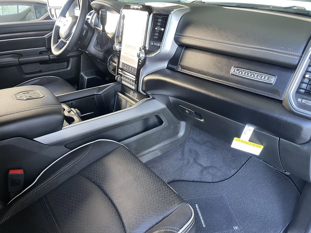 New 2026 Bright White Clear-Coat Exterior Paint RAM Laramie image 25