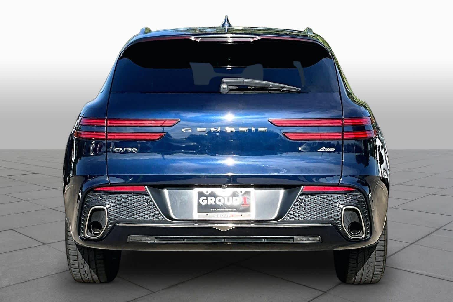 Used 2022 Adriatic Blue Genesis 2.5T image 5