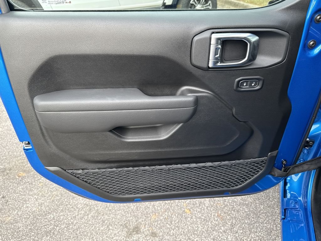New 2026 Hydro Blue Pearlcoat Jeep Sport image 17