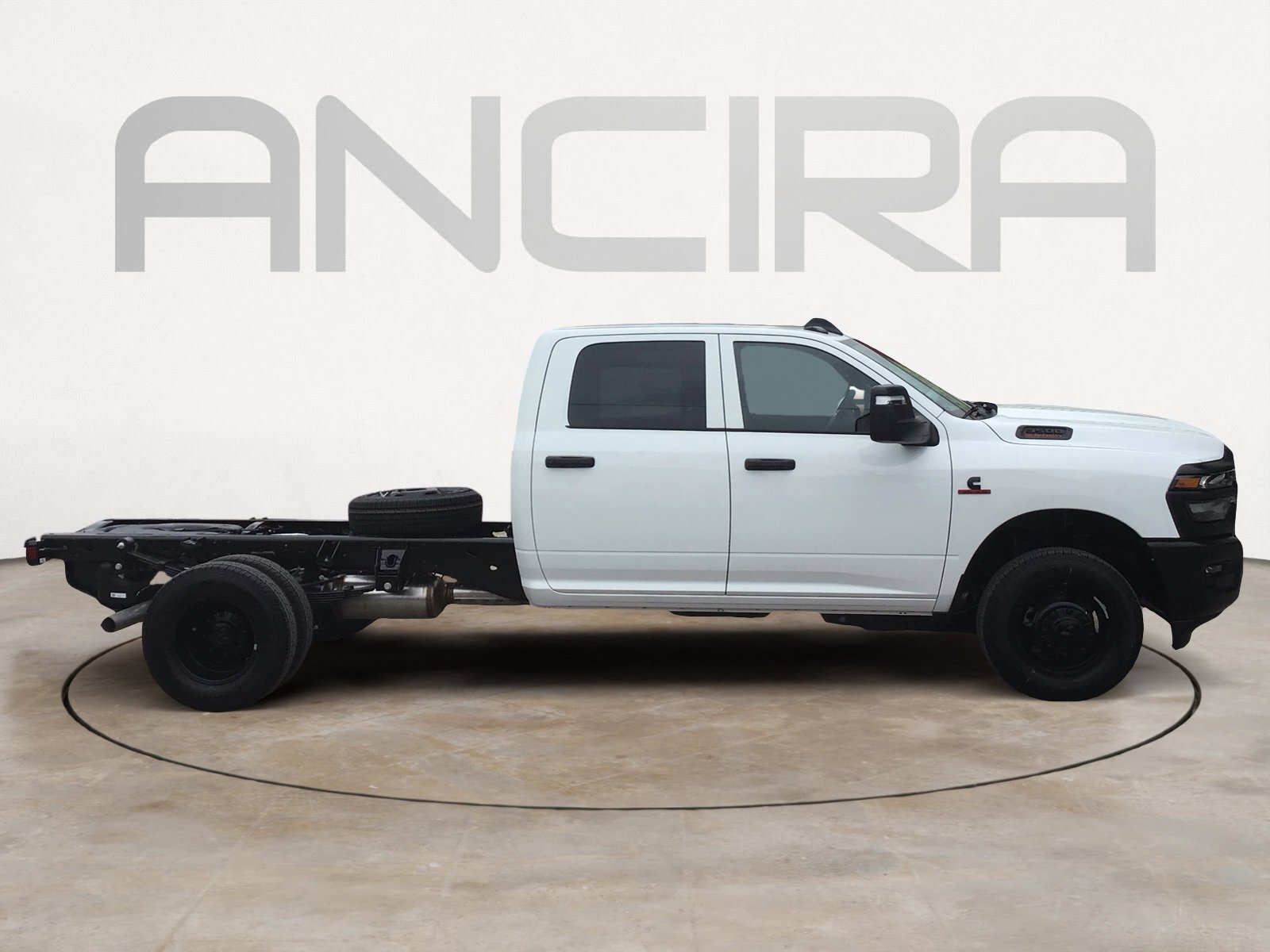 New 2026 Bright White Clearcoat RAM Tradesman image 11