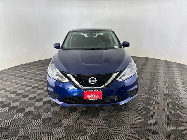 Used 2018 Nissan Sentra SV with VIN 3N1AB7AP9JL623563 for sale in Columbia, MO