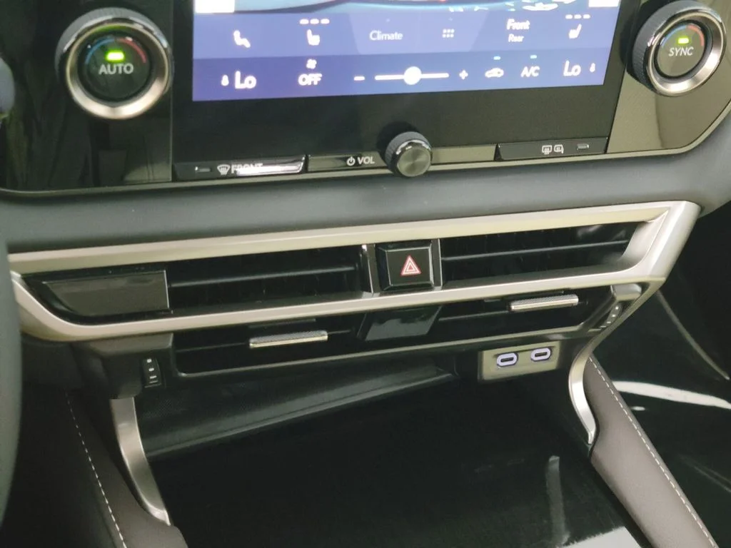 Certified Used 2023 IRIDIUM Lexus 350 image 25