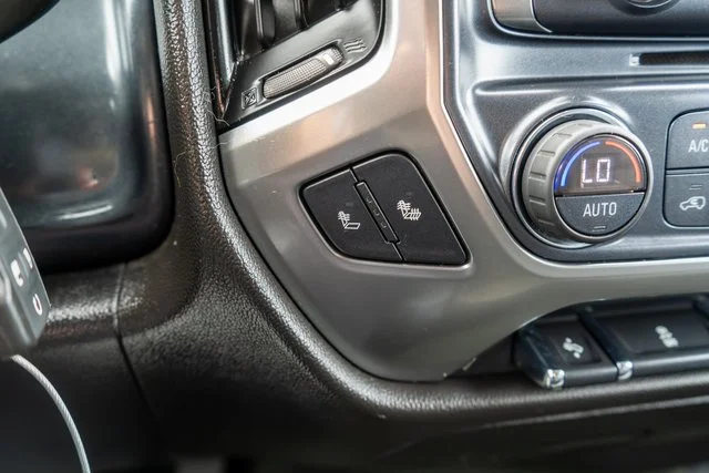 Used 2018 HAVANA METALLIC Chevrolet LT image 23