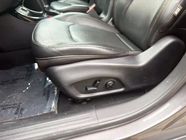 Used 2020 Gray Jeep Limited image 19