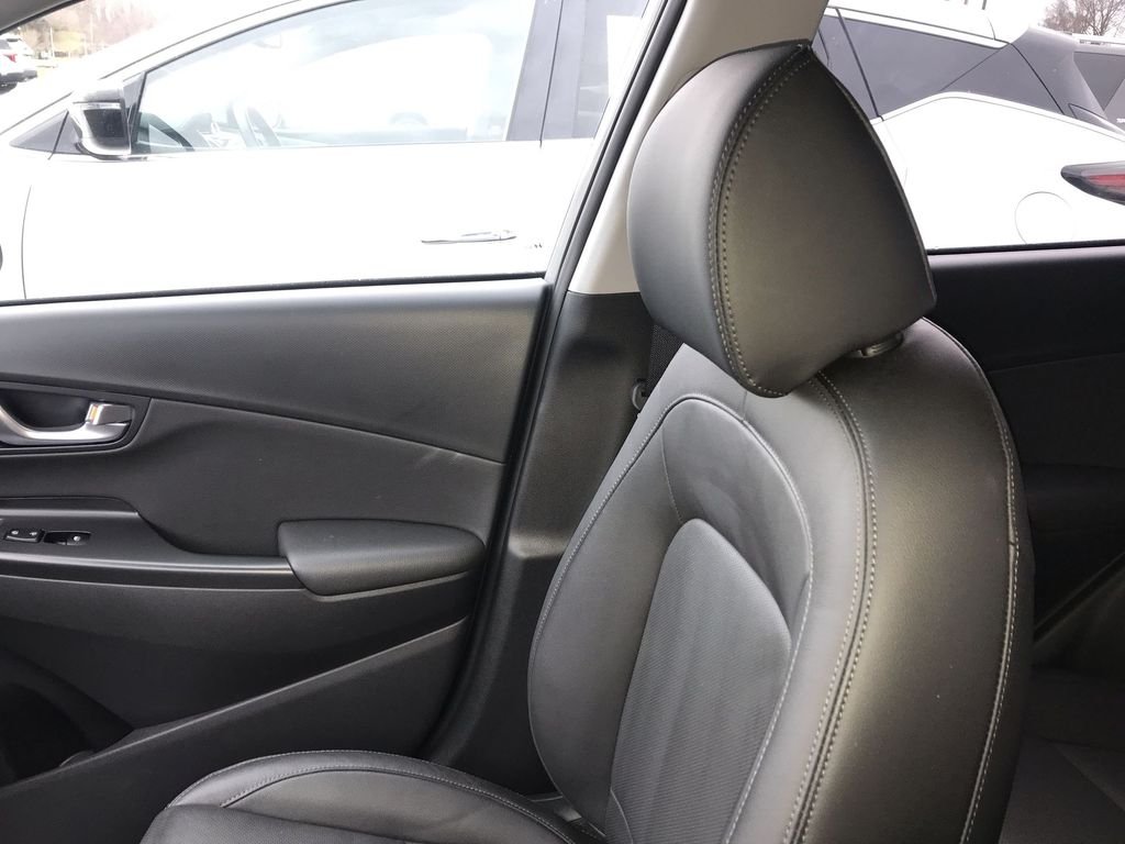 Used 2023 Silver Hyundai Limited image 24