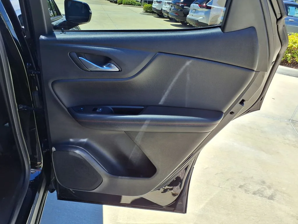 Used 2022 Black Chevrolet RS image 19