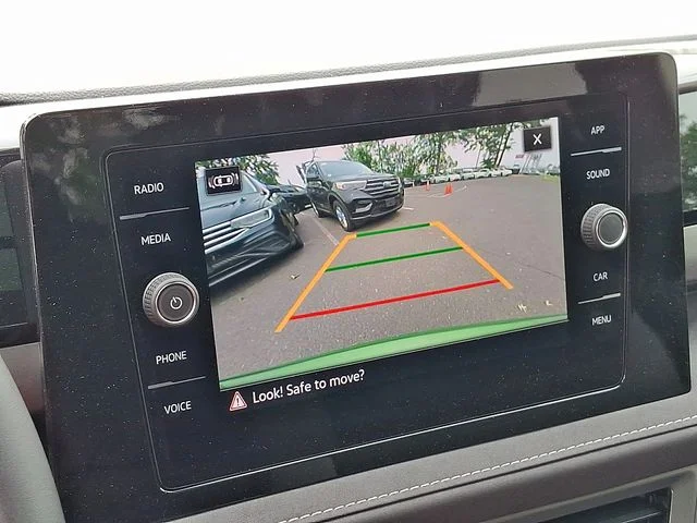 New 2026 Green Volkswagen 1.5T SE Black image 14