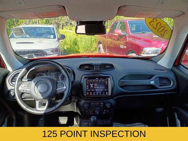 Used 2023 Red Jeep Latitude image 9