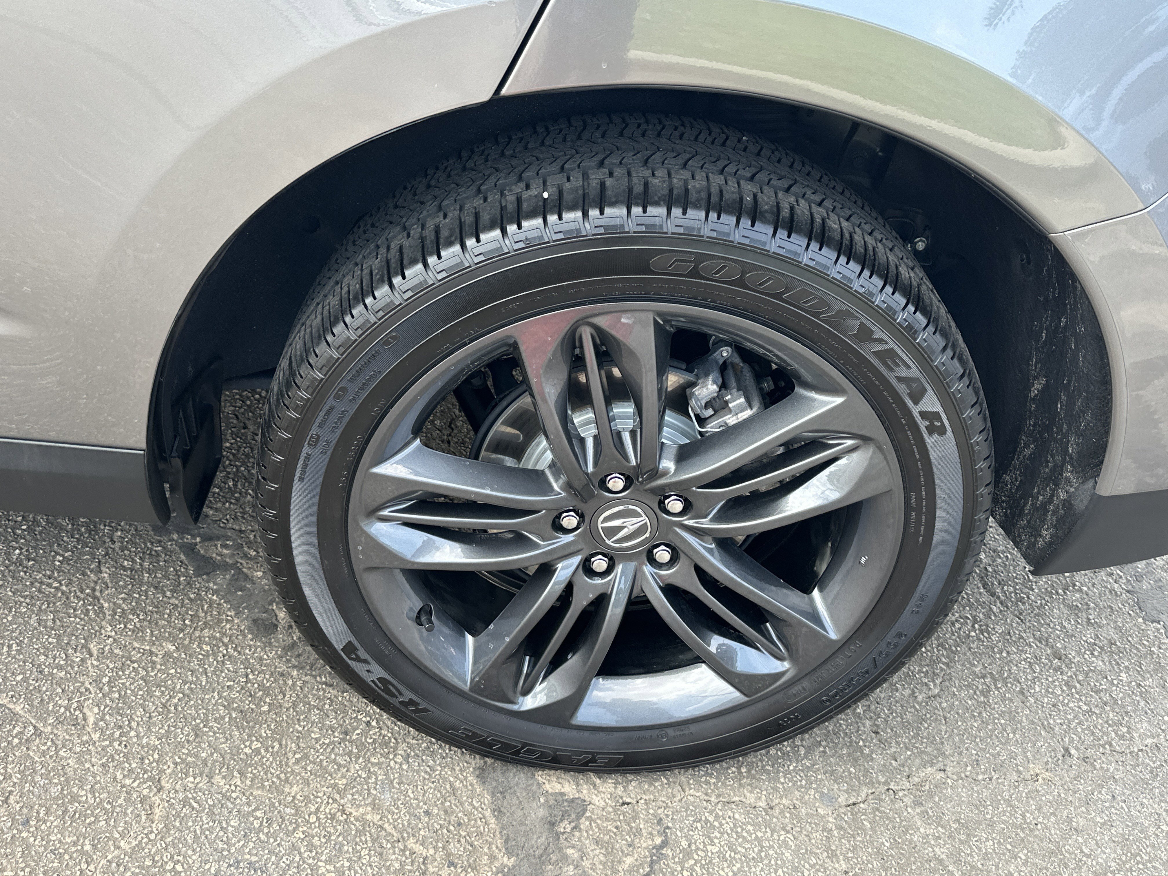 Used 2024 Liquid Carbon Metallic Acura w/A-Spec Package image 24