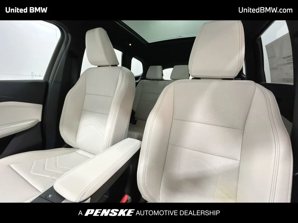 Used 2026 Night Dusk Blue Metallic BMW xDrive28i image 13