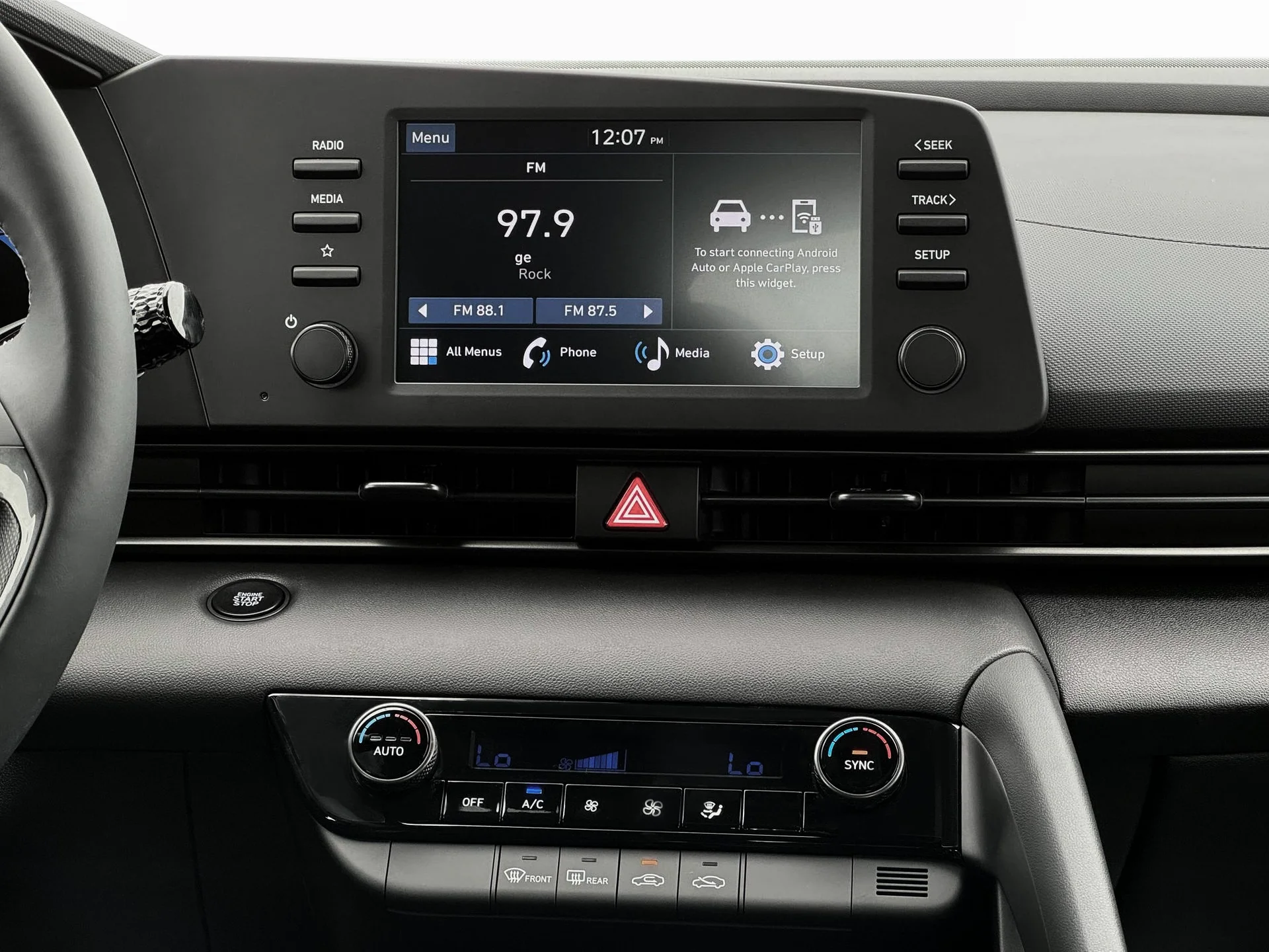 2025 Hyundai Elantra SEL - Photo 19