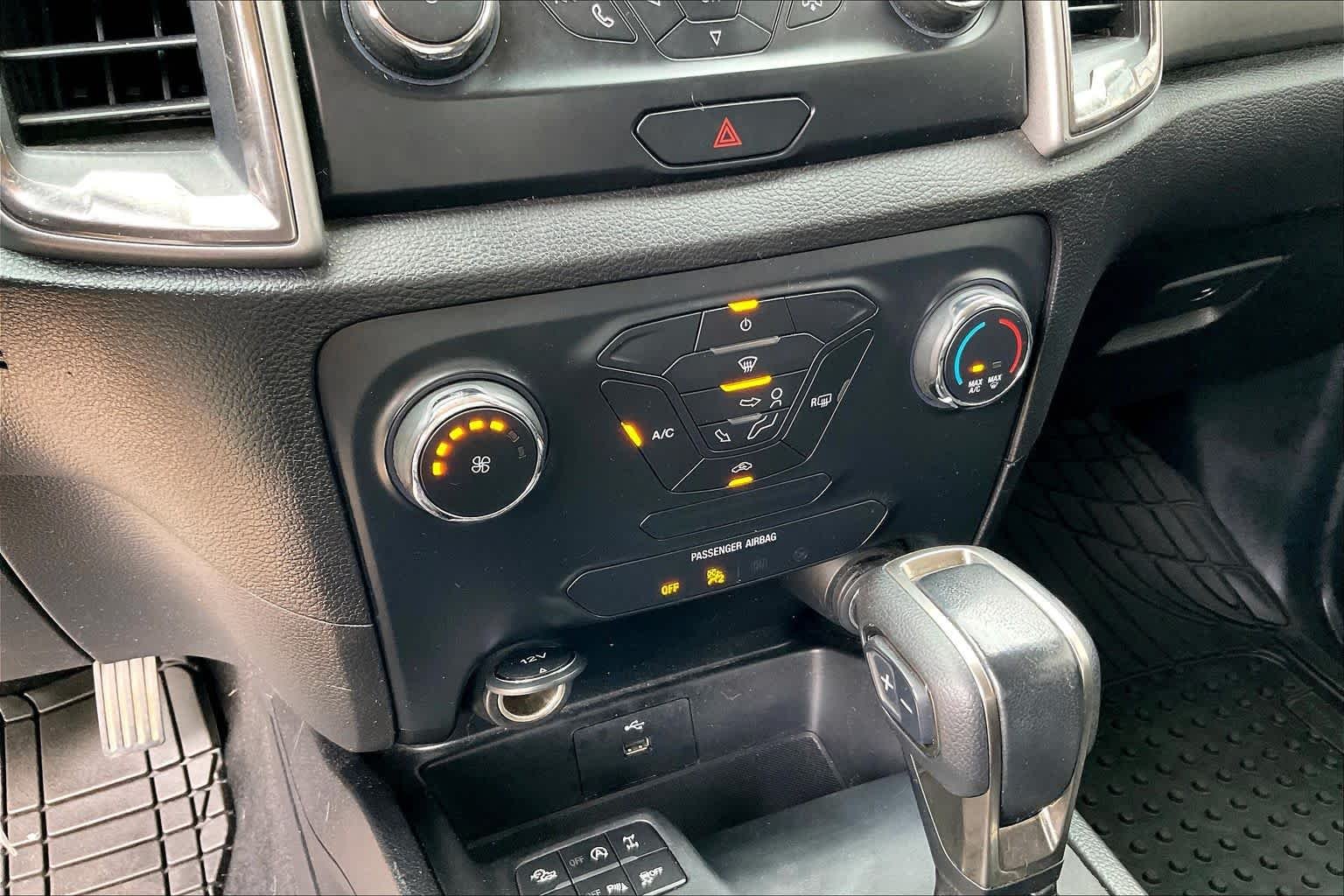 Used 2019 Magnetic Ford XLT image 33