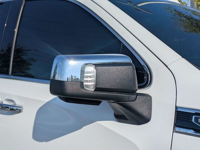 Used 2025 White GMC SLT image 10