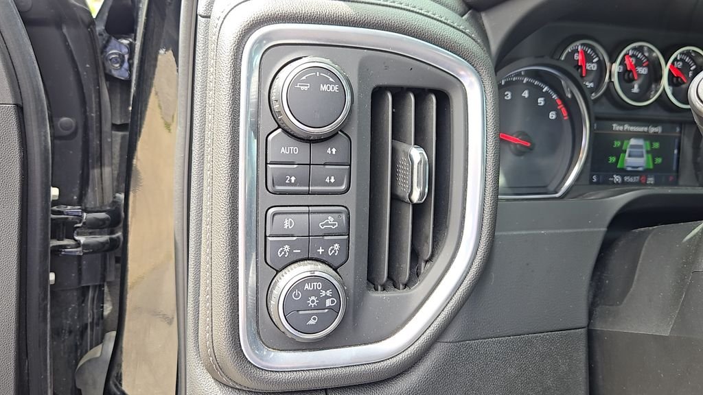 Used 2020 Black Chevrolet LTZ image 12