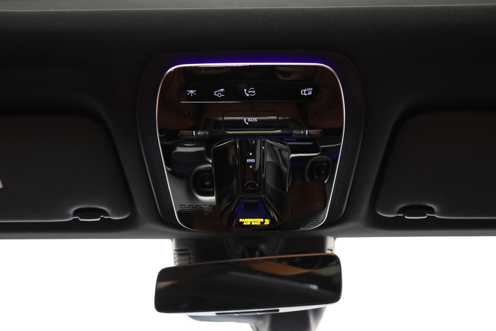 Used 2026 Obsidian Black Metallic Mercedes-Benz GLC 300 image 18