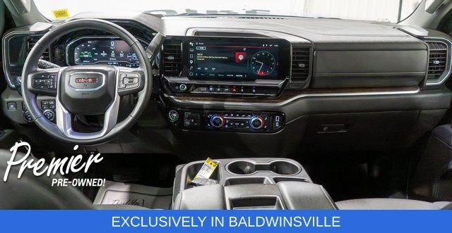 Used 2025 Sterling Metallic GMC SLE image 12