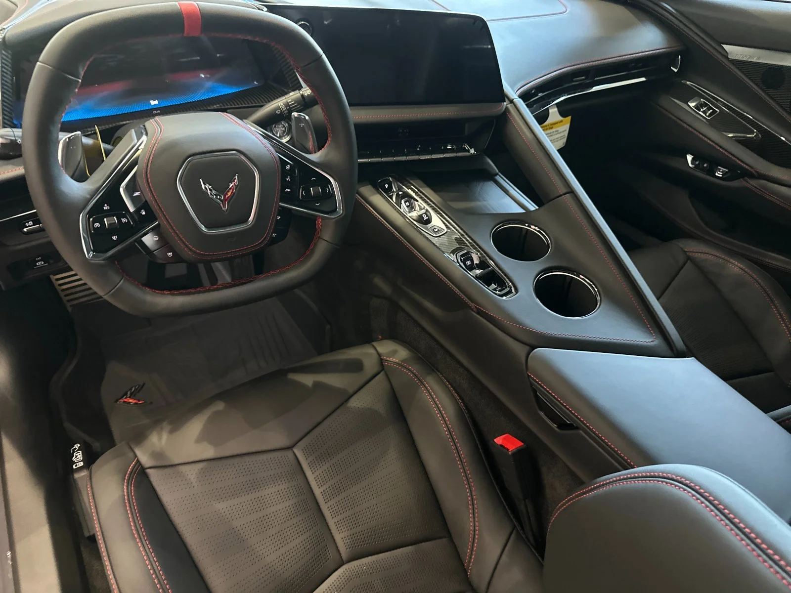 2027 Chevrolet Corvette 3LT - Photo 12