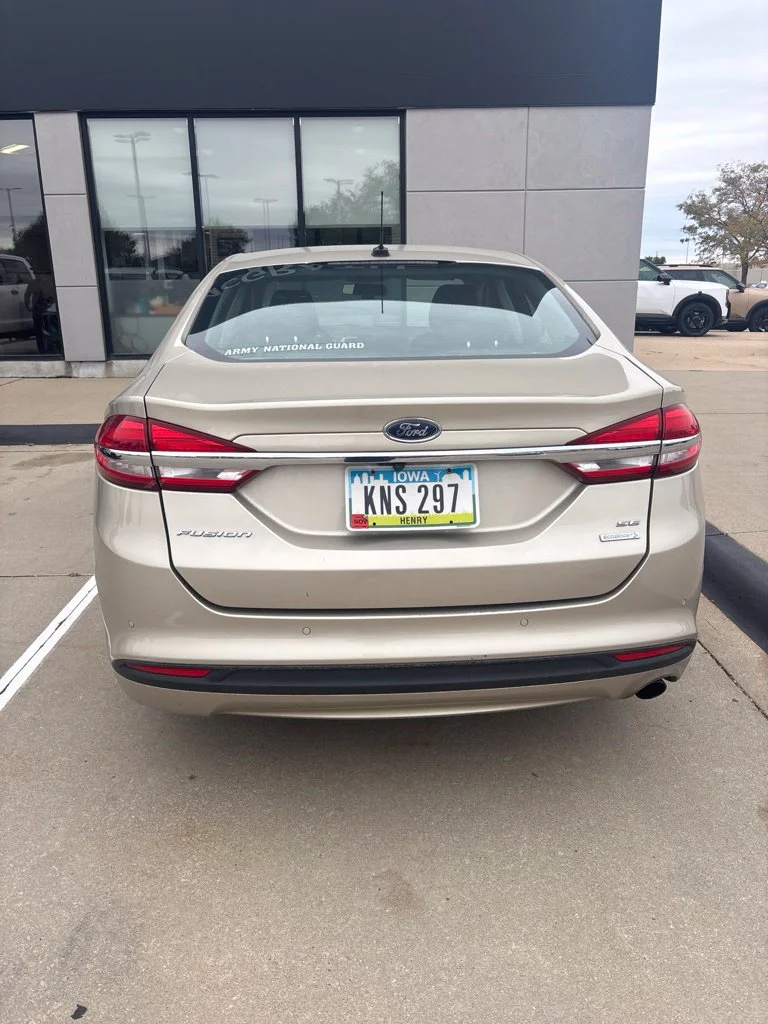 Used 2017 Gold Ford SE image 5