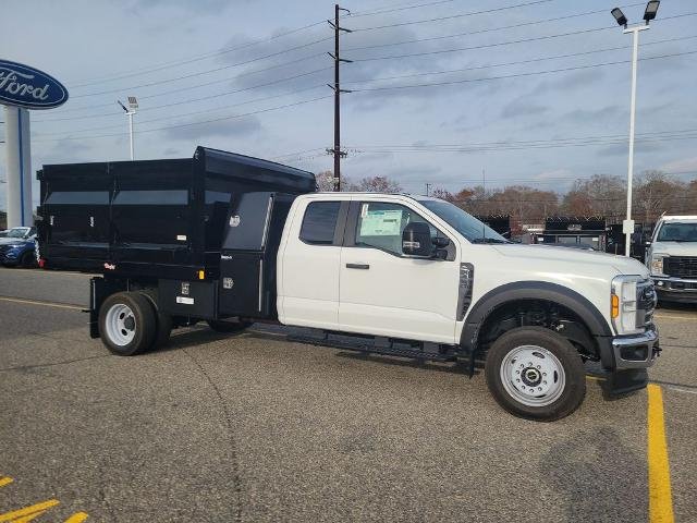 2025 Ford F-450 Super Duty Chassis Cab XL - Photo 17