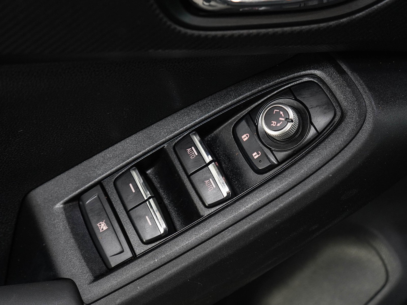 Used 2024 Crystal Black Pearl Subaru Limited image 20
