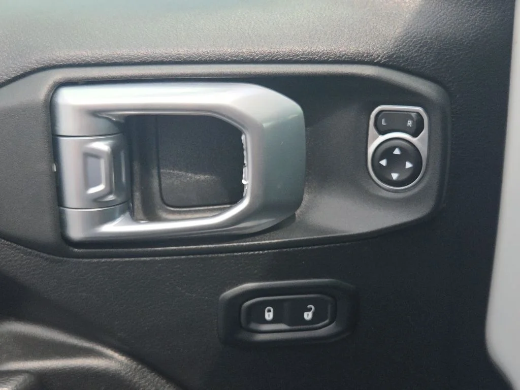 2022 Jeep Gladiator Mojave - Photo 28