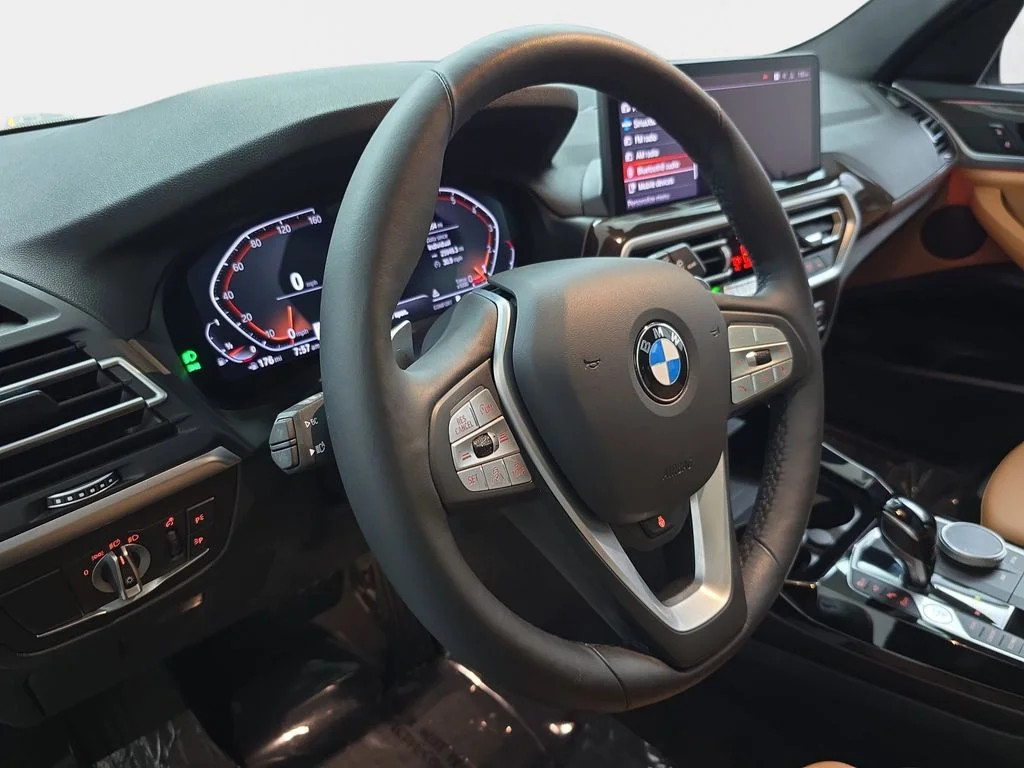 Used 2024 Alpine White BMW xDrive30i image 16