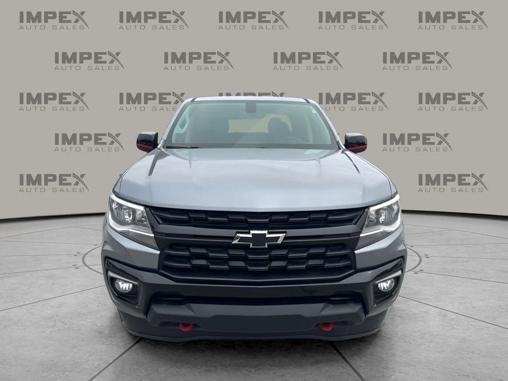 Used 2021 Gray Chevrolet LT image 8