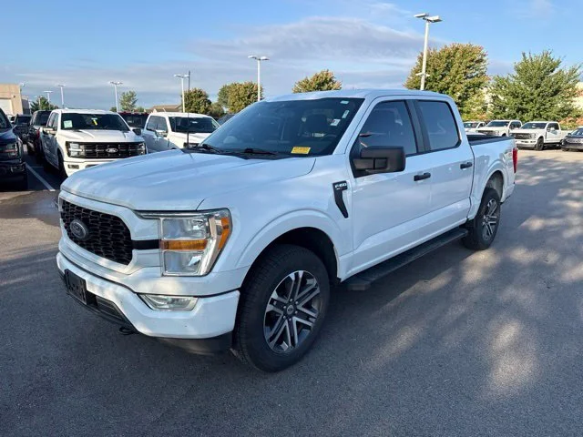 Used 2021 Oxford White Ford XL image 3