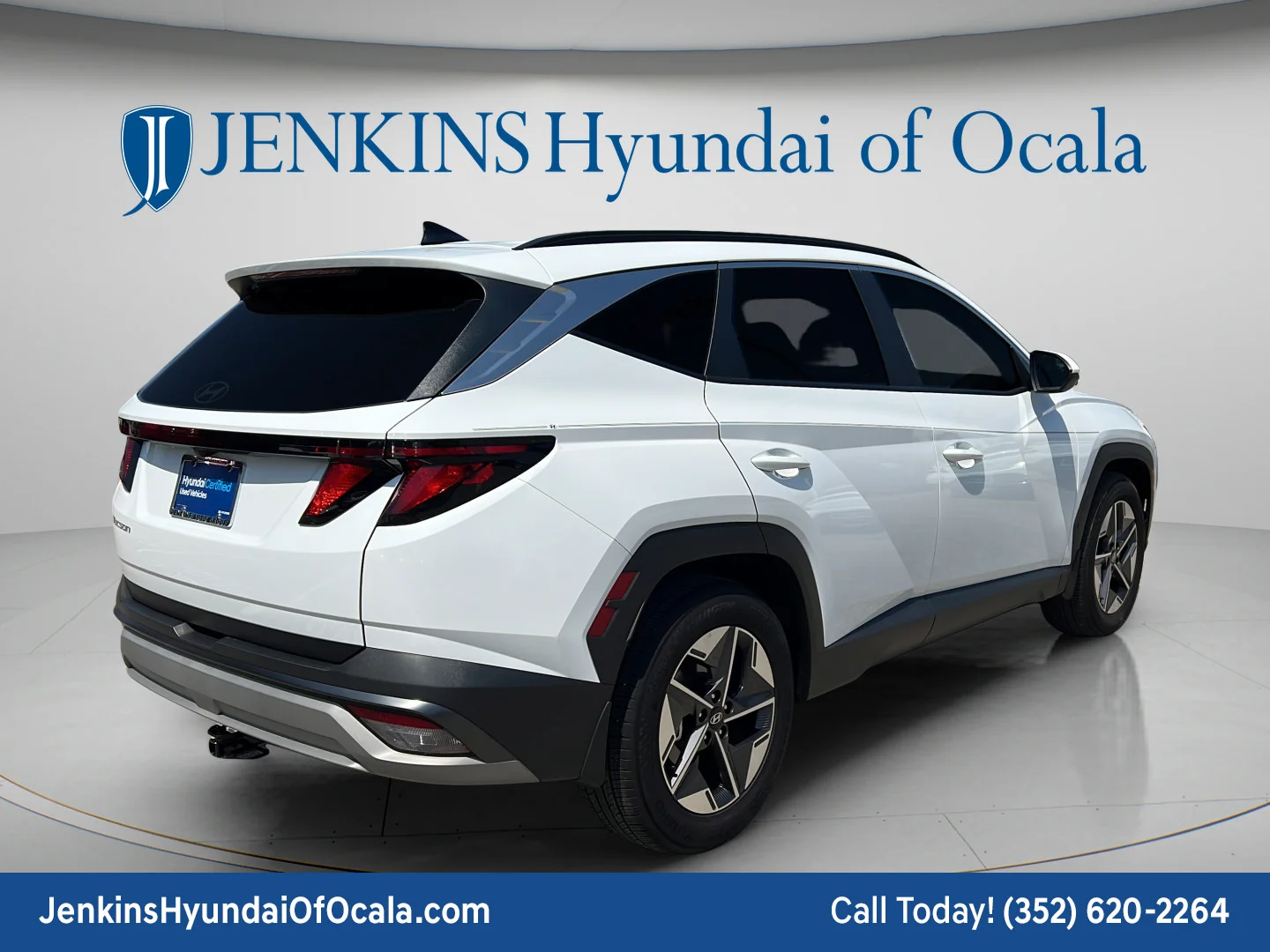 Used 2025 Serenity White Pearl Hyundai SEL image 3