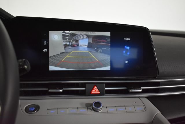 2025 Hyundai Elantra Limited - Photo 41