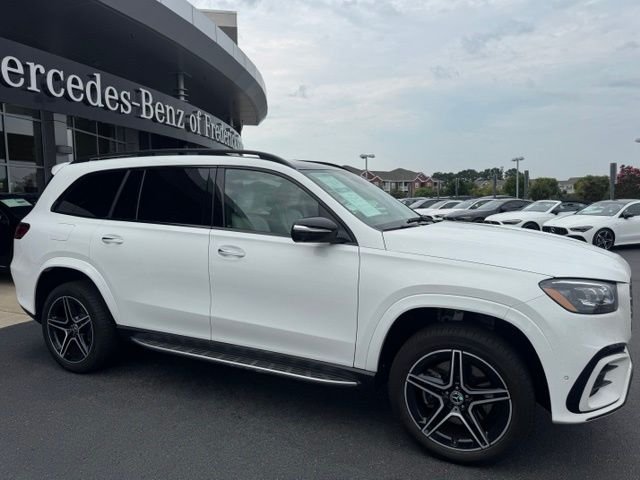 2025 Mercedes-Benz GLS