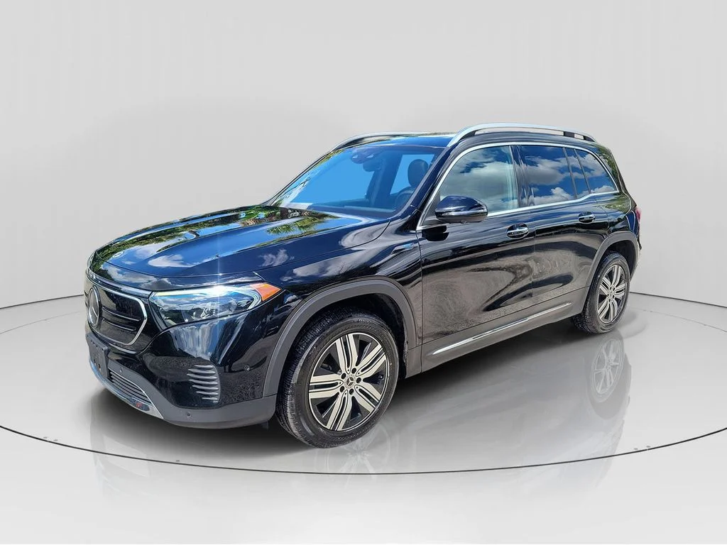 Used 2023 Black Mercedes-Benz 300 image 3