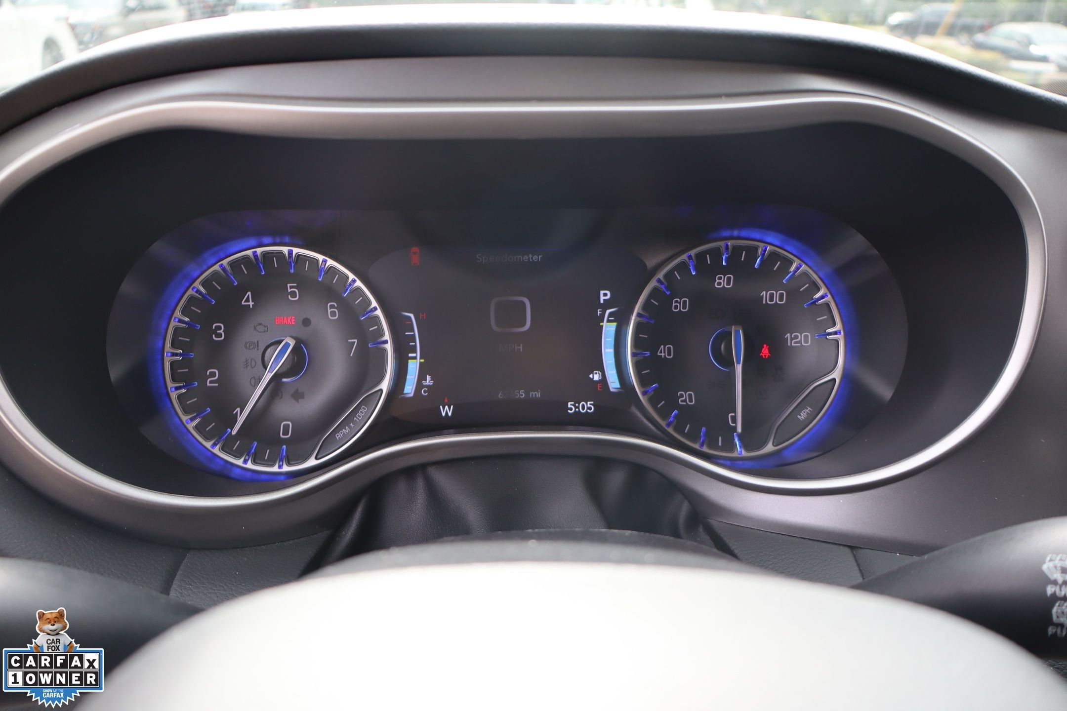 Used 2023 White Chrysler Touring L image 18